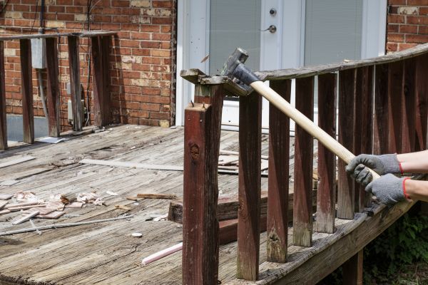 Deck Demolition Service in Paducah